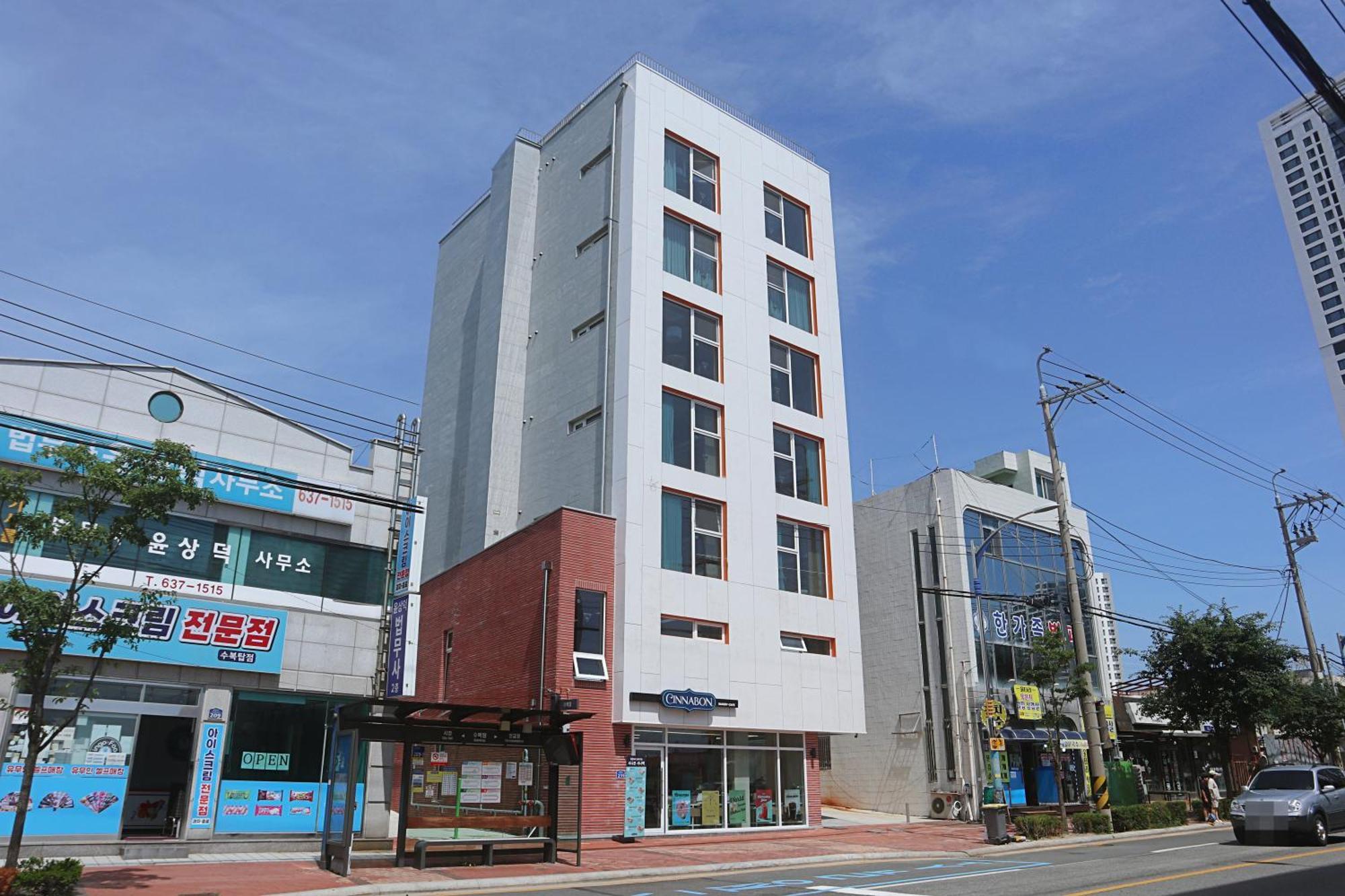 Sokcho Station Hostel Exterior foto